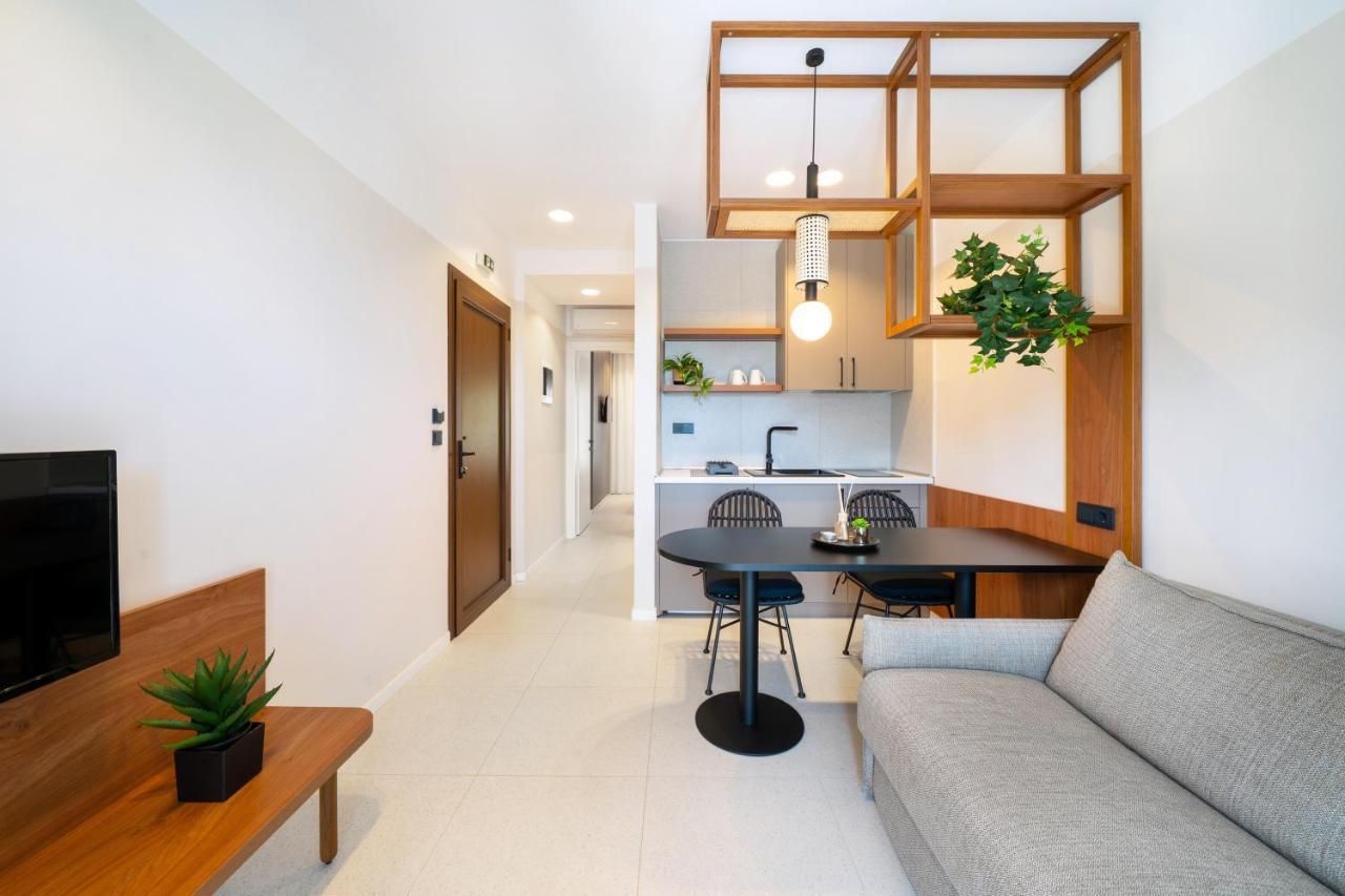 Acantha Suites スカラ・ポタミアス エクステリア 写真