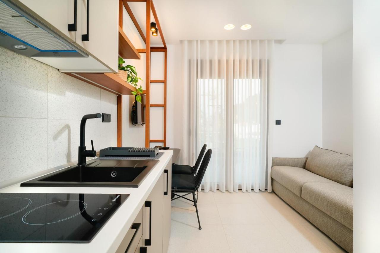 Acantha Suites スカラ・ポタミアス エクステリア 写真