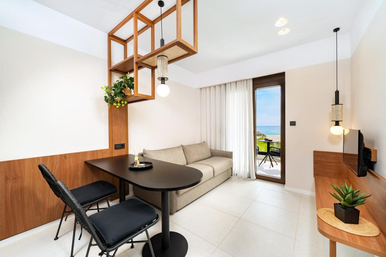 Acantha Suites スカラ・ポタミアス エクステリア 写真